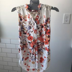 Floral top